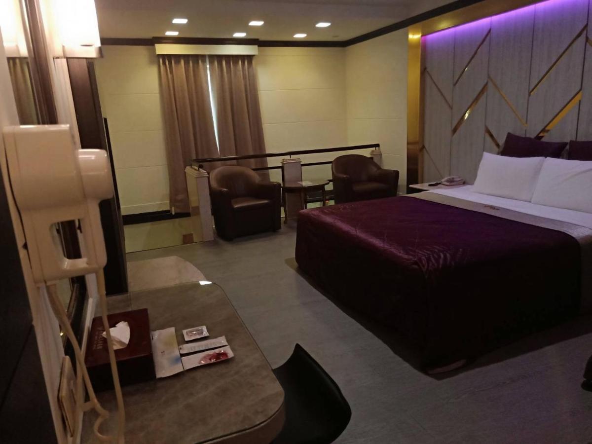 Xin Yuan Motel 타이중 외부 사진